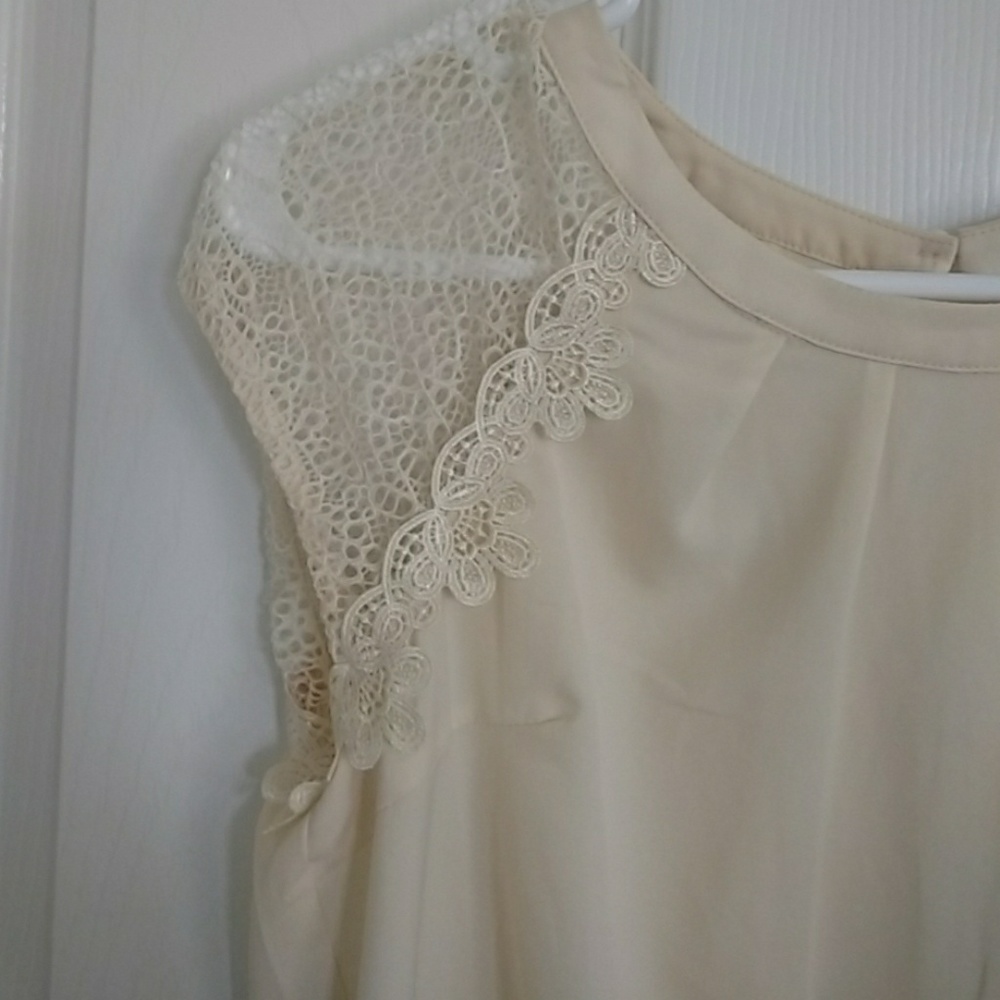 Cream shell blouse - Picture 2 of 4